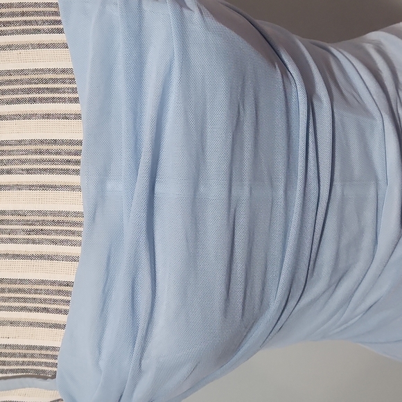 NWT DRESS - Picture 4 of 8